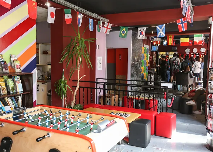 Le Montclair Montmartre by River Paris